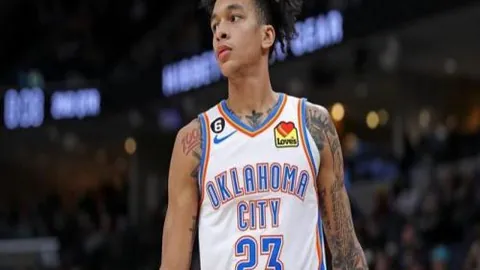 巅峰对决，美职男篮东部争霸战，连胜征程再启！